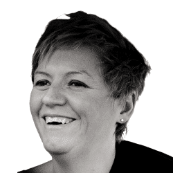 Kelly Davies